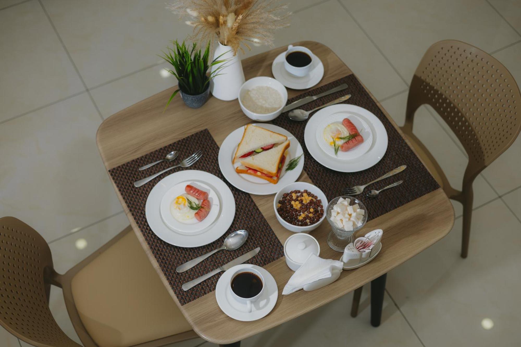 City Hotel Tashkent Ngoại thất bức ảnh