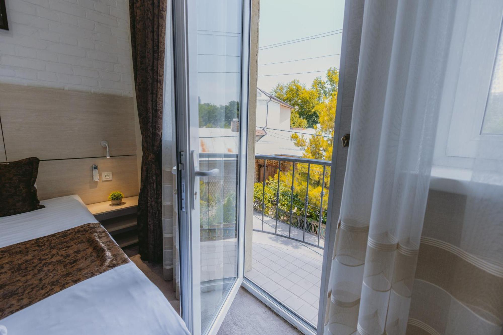 City Hotel Tashkent Ngoại thất bức ảnh
